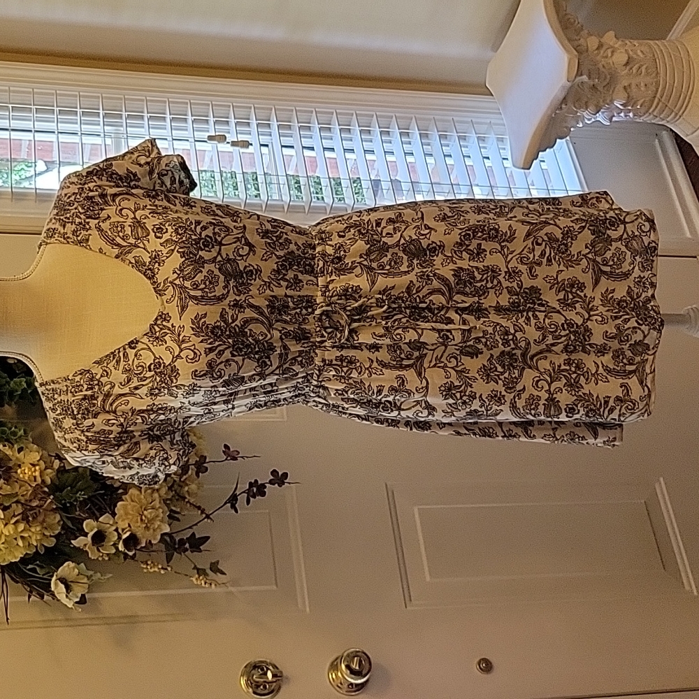 Lucky Brand black white floral print gauze V neck dress cap slv elastic XS …EUC
